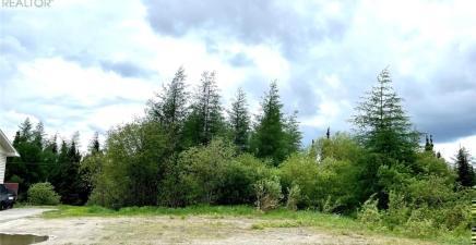 8 Grenfell Drive, Wabush A0R1B0, Newfoundland & Labrador
