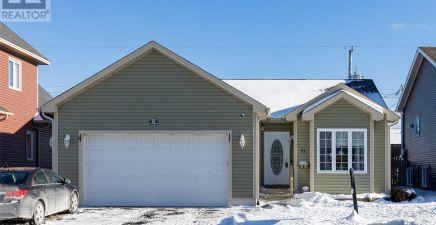 51 Teakwood Drive, St. John's A1H1A8, NL