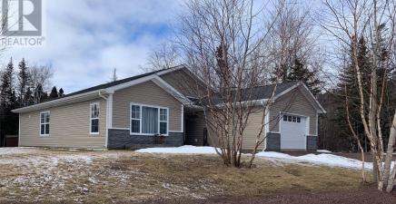 4 Old Briton Crescent, Lewisporte A0G3A0, NL
