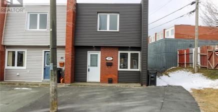 27 Bishop Place, St John's A1E3W9, NL