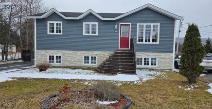 30 Highway East Highway, Victoria A0A4G0, NL