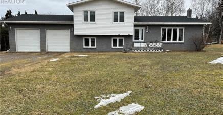 373 Main Street, Baytona A0G2J0, NL