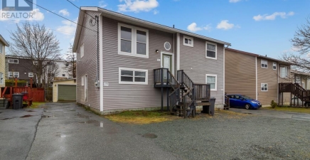 98 Commonwealth Avenue, Mount Pearl A1N1W9, NL