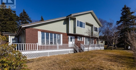 43 THREE ISLAND POND Road, Paradise A1L2B4, NL