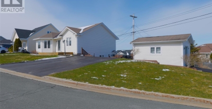 4 Lancaster Street, St. John's A1A5P7, NL