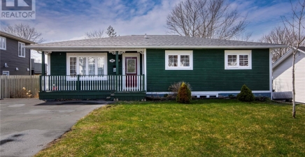 18 Second Street, Mount Pearl A1N1Y4, NL