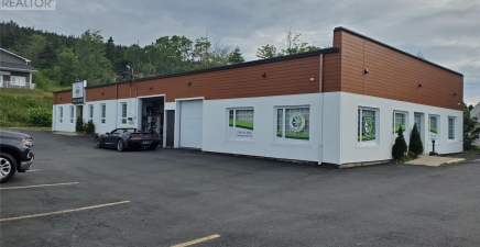 874 Topsail Road, Mount Pearl A1N3J9, Newfoundland & Labrador