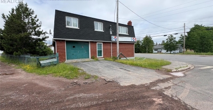 11 Commonwealth Drive, Botwood A0H1E0, Newfoundland & Labrador