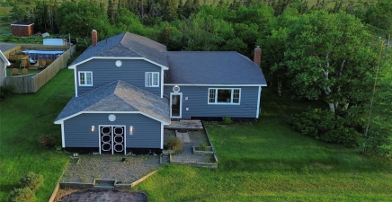 7-9 Marshview Road, Musgrave Harbour A0G3J0, Newfoundland & Labrador