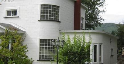 16 Marcelle Avenue, Corner Brook A2H2V7, Newfoundland & Labrador