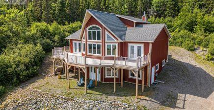 373 Main Street N, Glovertown A0G2L0, Newfoundland & Labrador