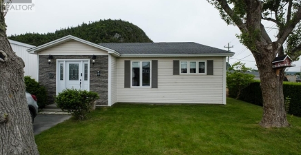 11 Blockhouse Road, Placentia A0B2Y0, Newfoundland & Labrador