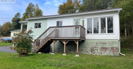 27 Center Street, Baie Verte A0K1B0, Newfoundland & Labrador