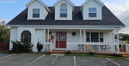 12 Long Road, Twillingate A0G1Y0, Newfoundland & Labrador