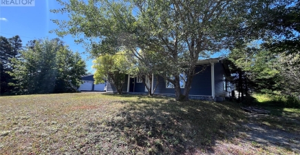 55 Hollettâs Road, Marystown A0E1K0, Newfoundland & Labrador