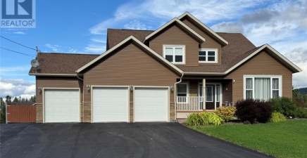 31 Foote Street, Pasadena A0L1K0, Newfoundland & Labrador