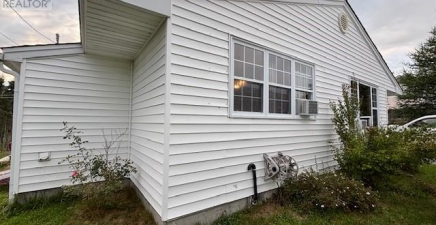 6 Seaview Crescent E, New Wes Valley A0G1B0, Newfoundland & Labrador