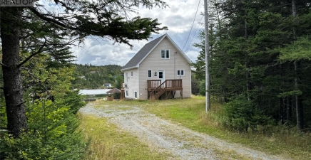 235 Middle Gull Pond Road, Middle Gull Pond A0G1B0, Newfoundland & Labrador
