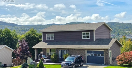 19 Raymond Heights, Corner Brook A2H2S2, Newfoundland & Labrador