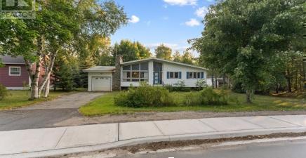 35 Pine Tree Road, Gambo A0G1T0, Newfoundland & Labrador