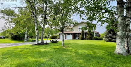 125 Grenfell Heights, Grand Falls - Windsor A2A2R8, Newfoundland & Labrador