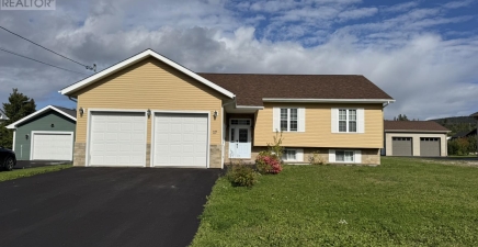 27 Foote Street, Pasadena A0L1K0, Newfoundland & Labrador