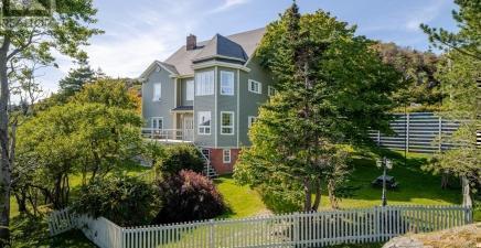 55 Seaview Drive, Burin A0E1E0, Newfoundland & Labrador