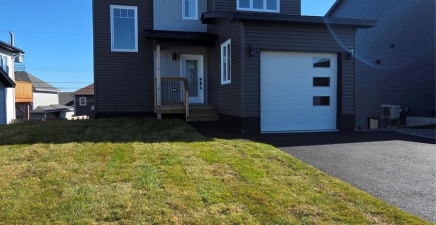 20 Pepperwood Drive, St. John`s A1H0L3, Newfoundland & Labrador
