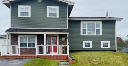 16 Churchill Avenue, Placentia A0B2Y0, Newfoundland & Labrador