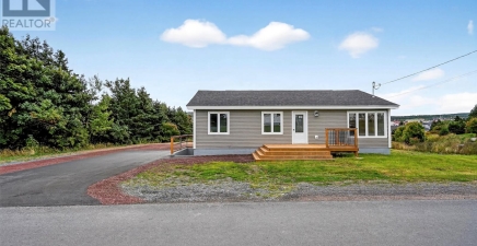47 London Road, Carbonear A1Y1A5, Newfoundland & Labrador