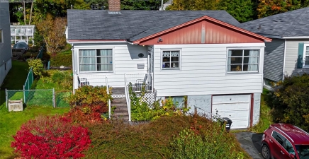 9 Larch Place, St. John`s A1B1R4, Newfoundland & Labrador