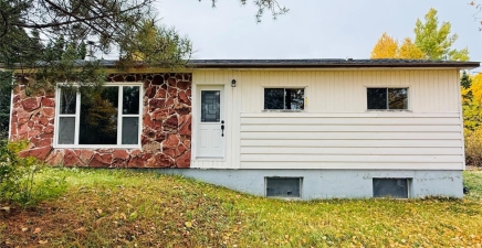 5 Burnt Berry Farm Road, Springdale A0J1T0, Newfoundland & Labrador