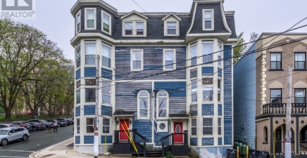 288-290 Duckworth Street, St. John`s A1C1H3, Newfoundland & Labrador