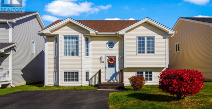 11 Long Beach Street, St. John`s A1G1X1, Newfoundland & Labrador