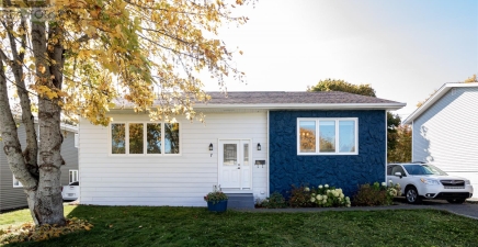 7 Cambridge Avenue, St. John`s A1A3N5, Newfoundland & Labrador