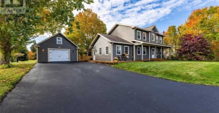 129 Seal Cove Road, Conception Bay South A1X5C8, Newfoundland & Labrador