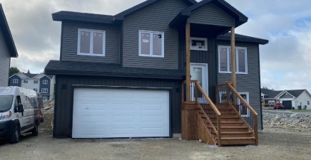 5 Reardon Avenue, Paradise A1L3L9, Newfoundland & Labrador