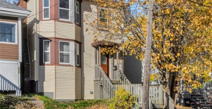 78 St. Clare Avenue, St. John`s A1C2J8, Newfoundland & Labrador