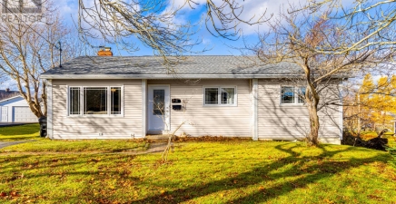 16 Halls Road, St. John`s A1A4W9, Newfoundland & Labrador