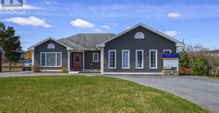 36 Bareneed Road, Bay Roberts A0A1G0, Newfoundland & Labrador