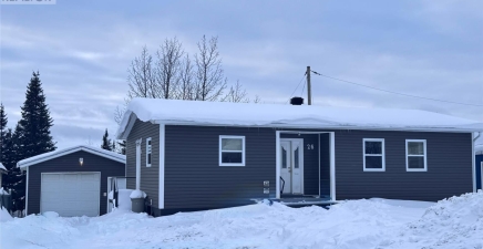 26 Carson Street, Wabush A0R1B0, Newfoundland & Labrador