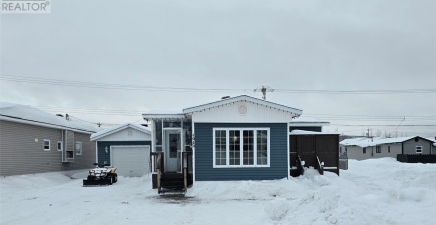 4040 Harrie Lake Drive, Labrador City A2V2R9, Newfoundland & Labrador