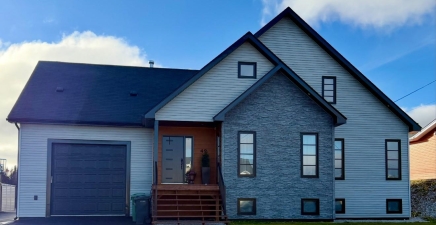 49 Grace Avenue, Deer Lake A8A0B6, Newfoundland & Labrador