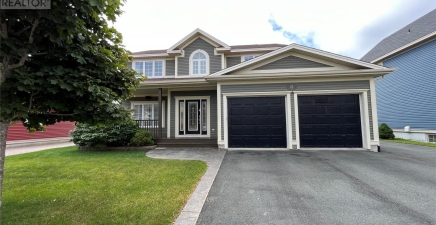 6 Blue Puttee Drive, St. John`s A1A0A4, Newfoundland & Labrador