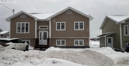 22 Bare Mountain Road, Clarenville A5A0E4, Newfoundland & Labrador