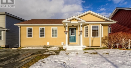 18 Burry Port Street, St. John`s A1A5Y1, Newfoundland & Labrador