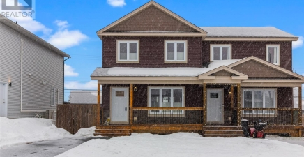 42 Henry Larsen Street, St. John`s A1B0T1, Newfoundland & Labrador
