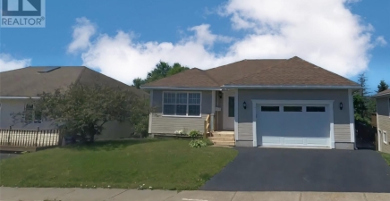 3 Brennan Field, St. John`s A1G1J1, Newfoundland & Labrador