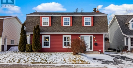 62 Beacon Hill Crescent, St. John`s A1E4S5, Newfoundland & Labrador
