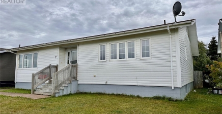 7 Courtney Street, Grand Bank A0E1W0, Newfoundland & Labrador